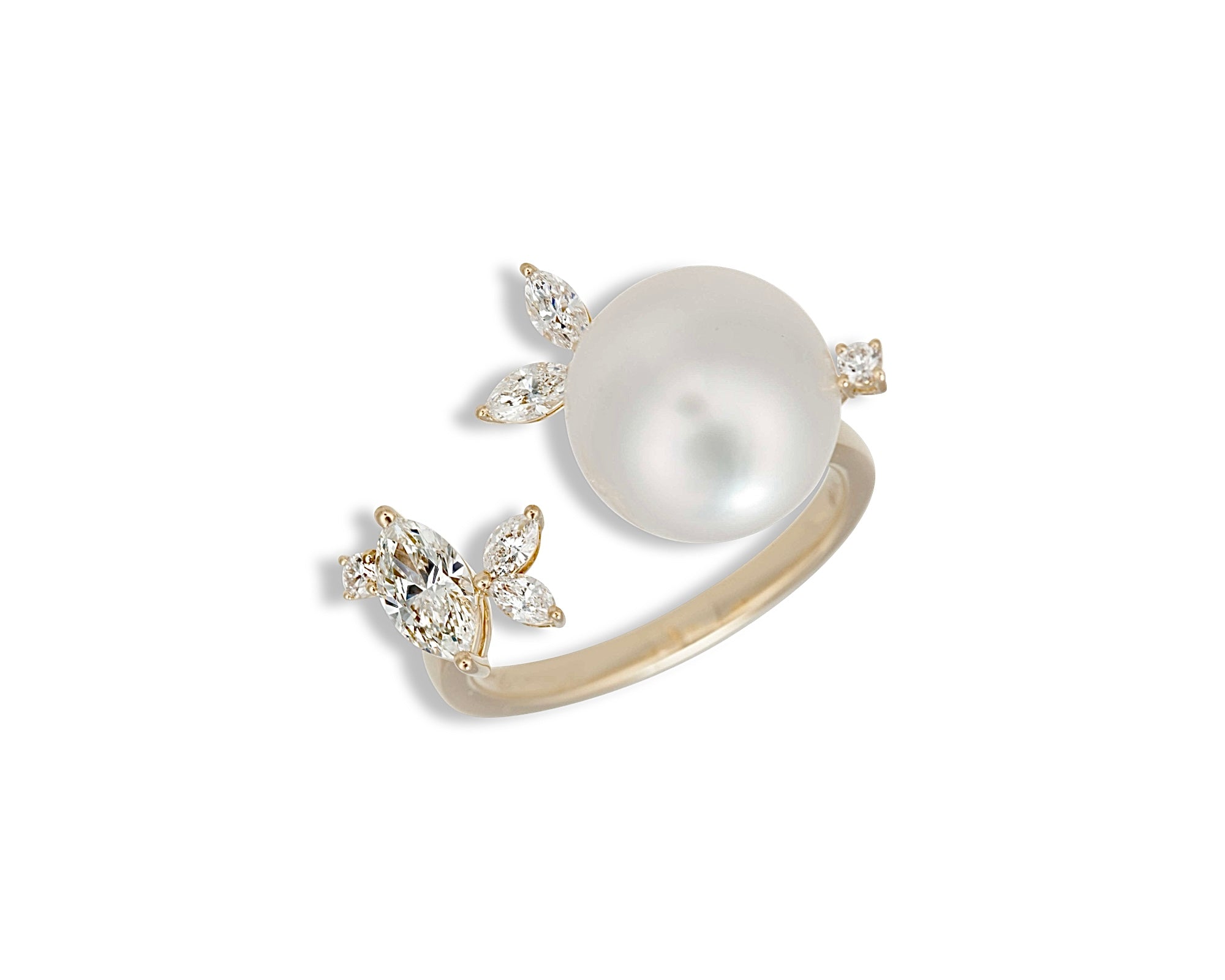 Classic Pearl Gardenia Ring