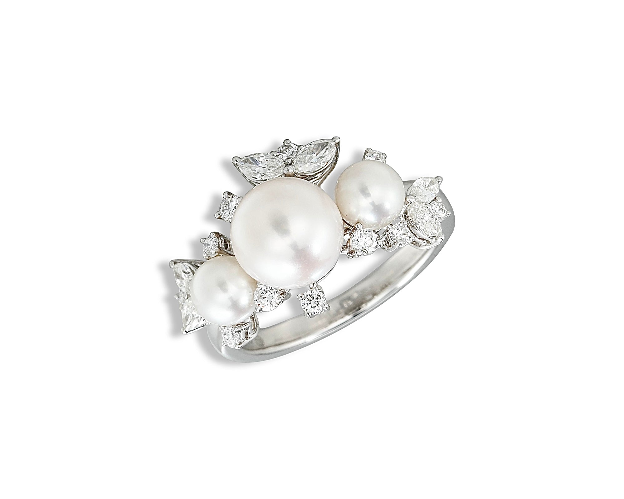 Diamond Pearl Gardenia Ring