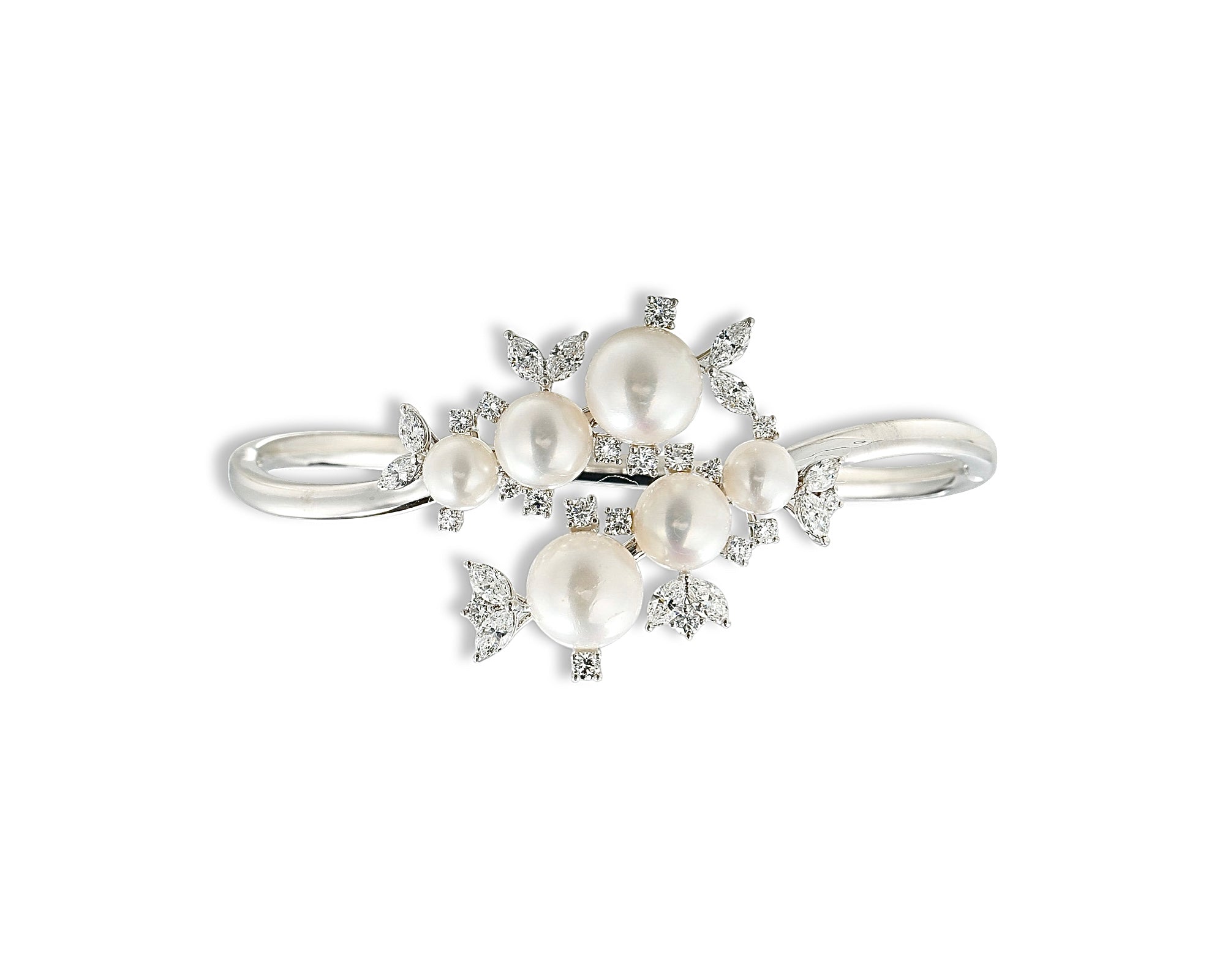 Diamond Pearl Gardenia Bangle