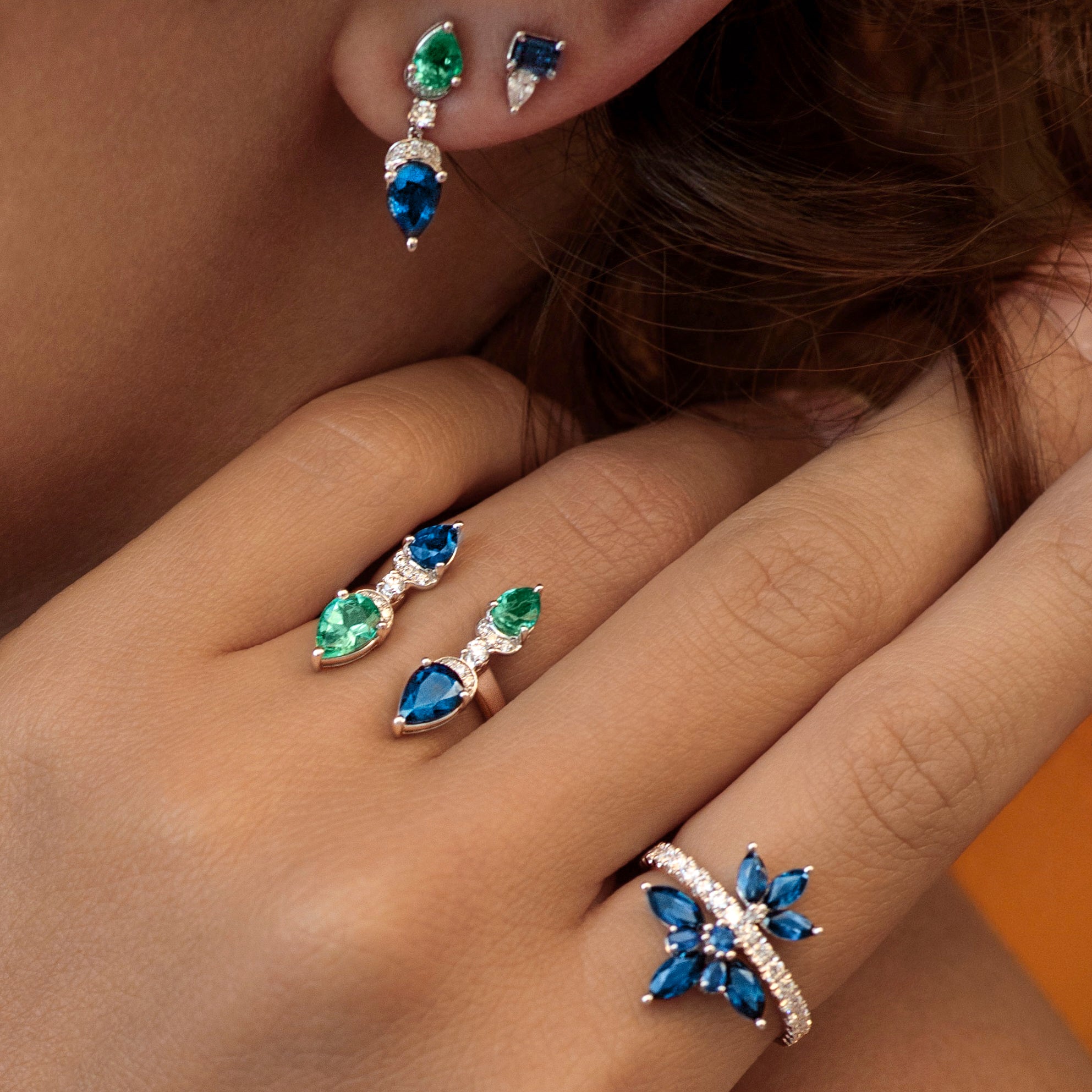 Dancing Butterflies (Blue Sapphire & Emerald) Ring