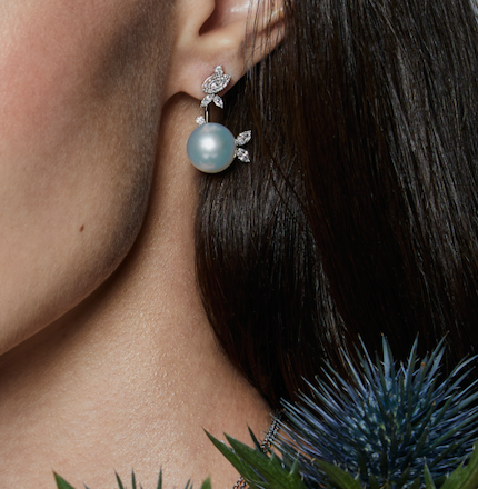 Classic Pearl Gardenia Earring